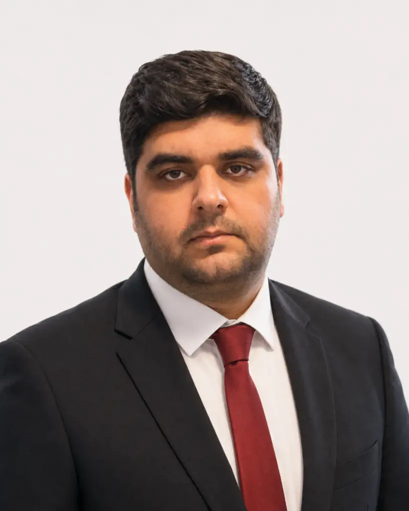 آقای احمد وزیری نیا از تیم پوشینه پلاست وزین
